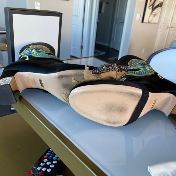 Gucci Embroidered Satin Boots with removable crystal bows and heels  sz38 - Picture 10 of 15